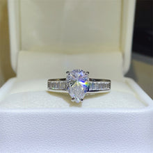 Load image into Gallery viewer, 3 Carat Moissanite 925 Sterling Silver Ring
